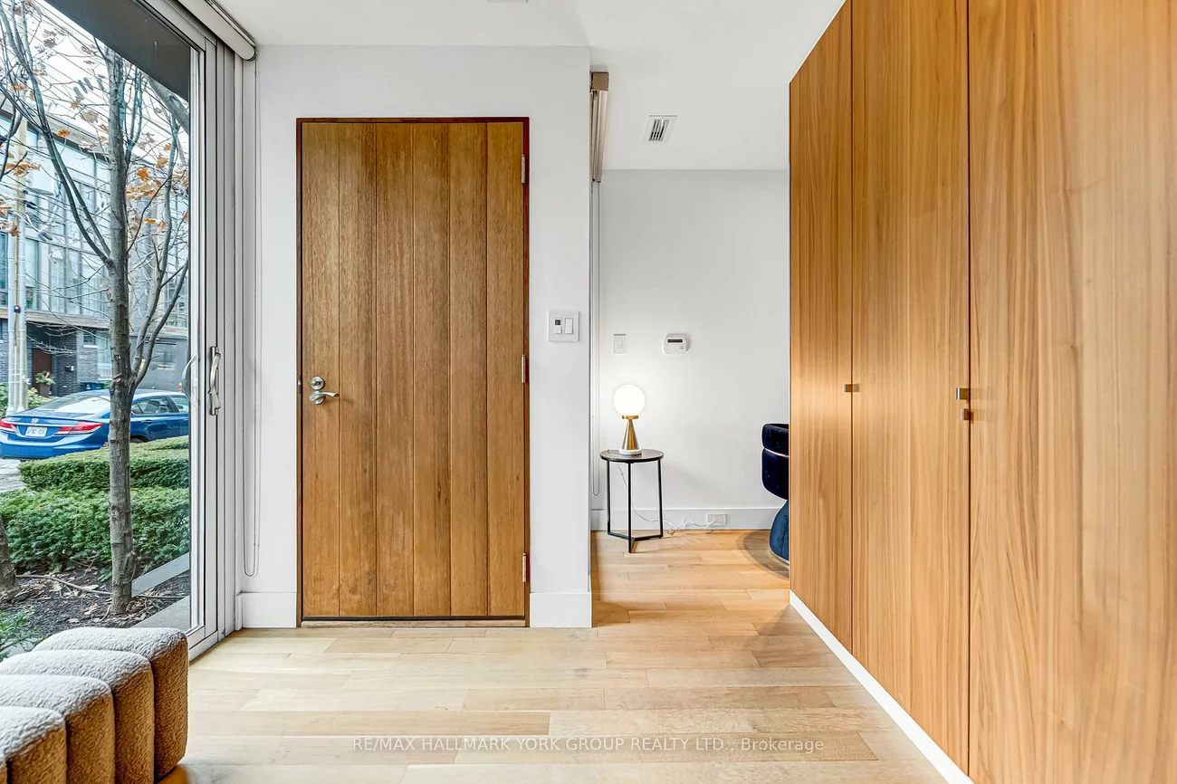 840, Richmond, Trinity-Bellwoods, Toronto