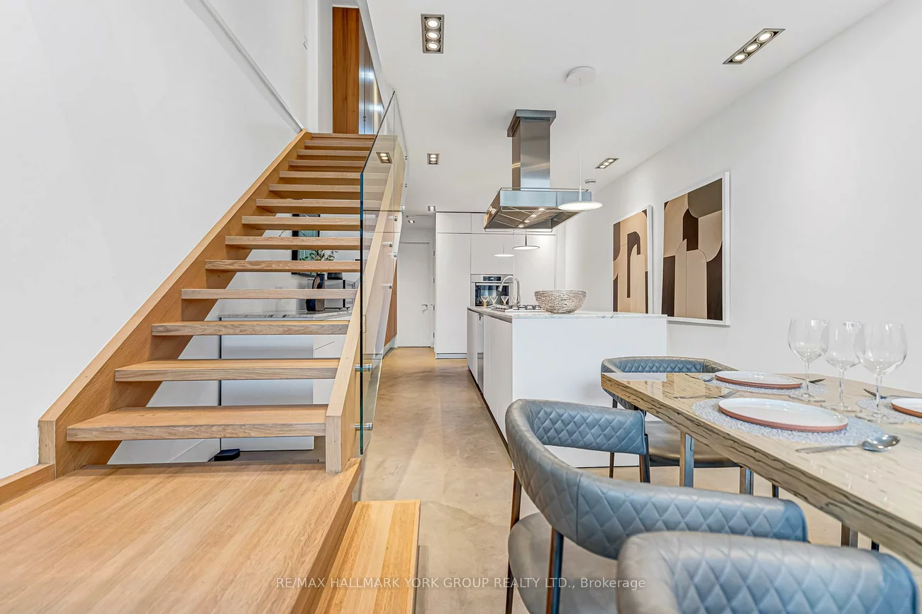 840, Richmond, Trinity-Bellwoods, Toronto