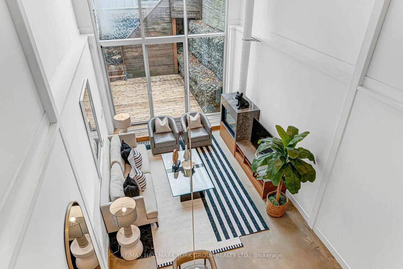 840, Richmond, Trinity-Bellwoods, Toronto