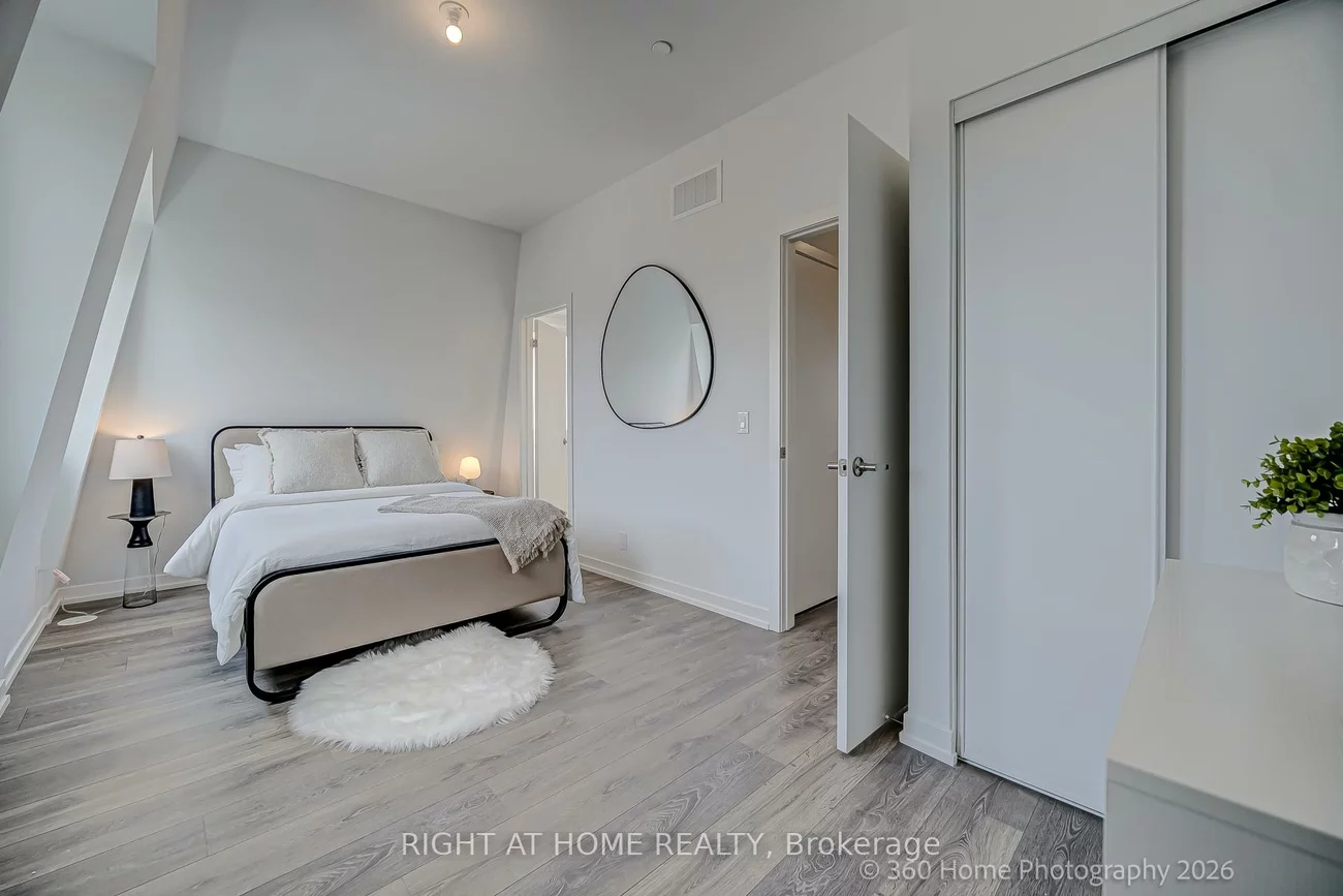 1, Case Ootes, Victoria Village, Toronto