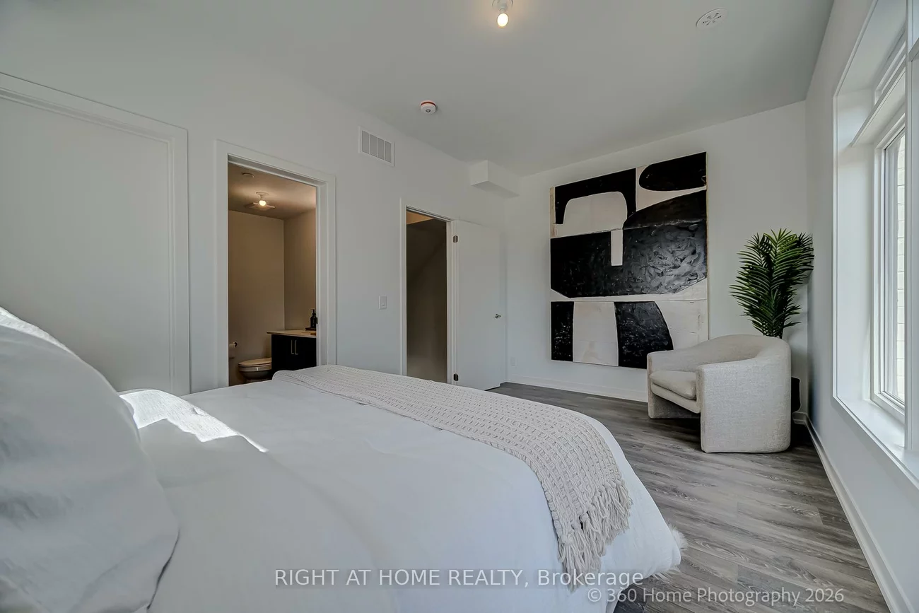 1, Case Ootes, Victoria Village, Toronto