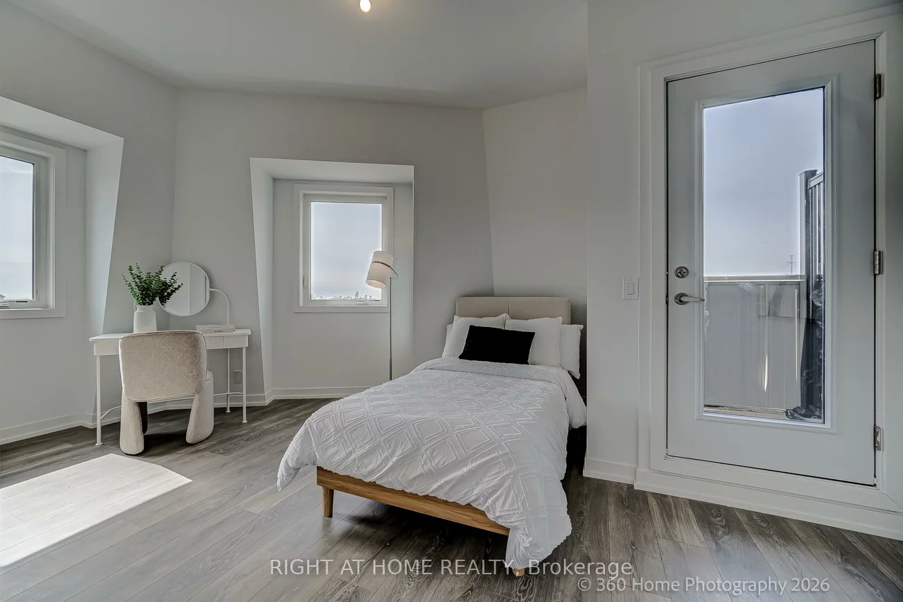 1, Case Ootes, Victoria Village, Toronto