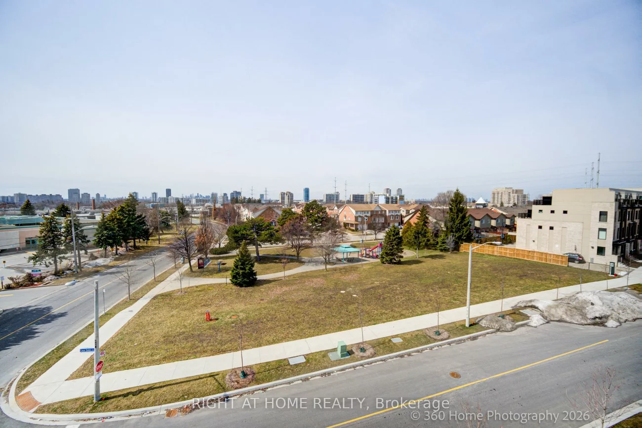 1, Case Ootes, Victoria Village, Toronto