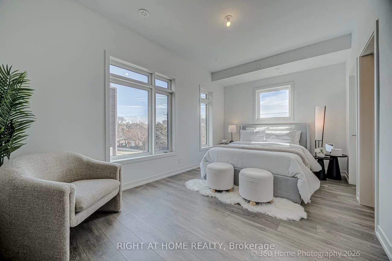 1, Case Ootes, Victoria Village, Toronto