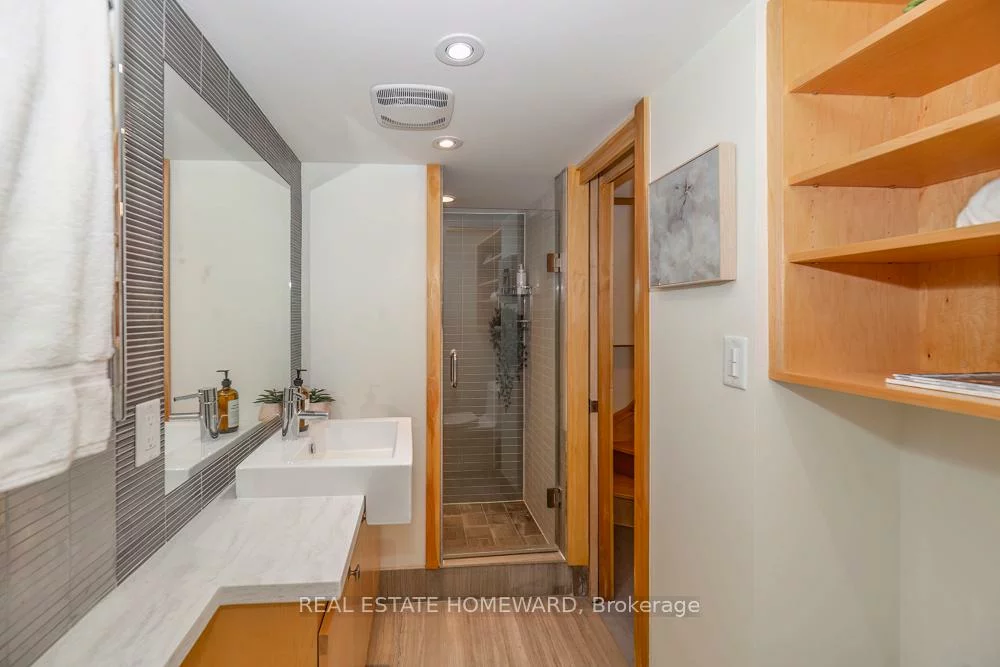 136, Spruce, Cabbagetown-South St. James Town, Toronto