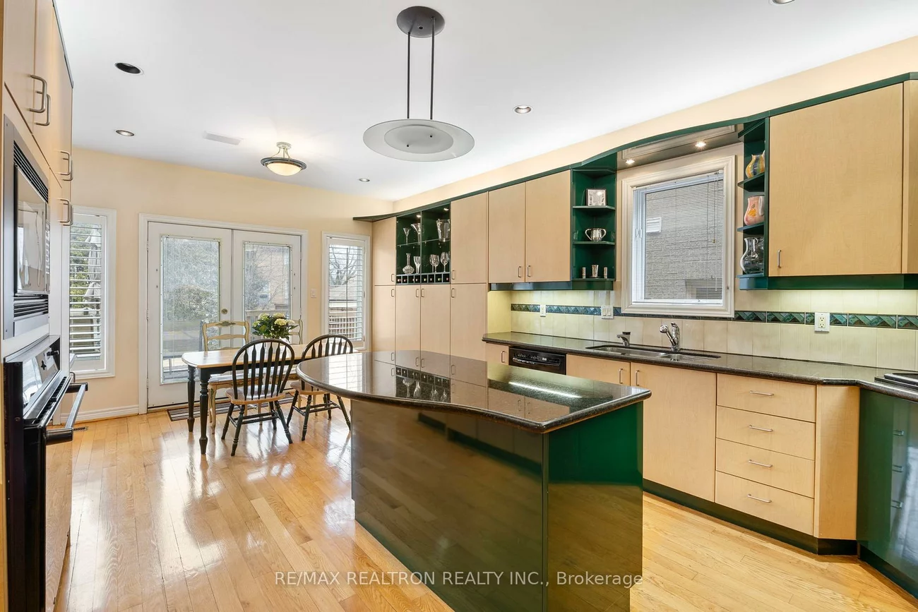 110, Glen Park, Englemount-Lawrence, Toronto