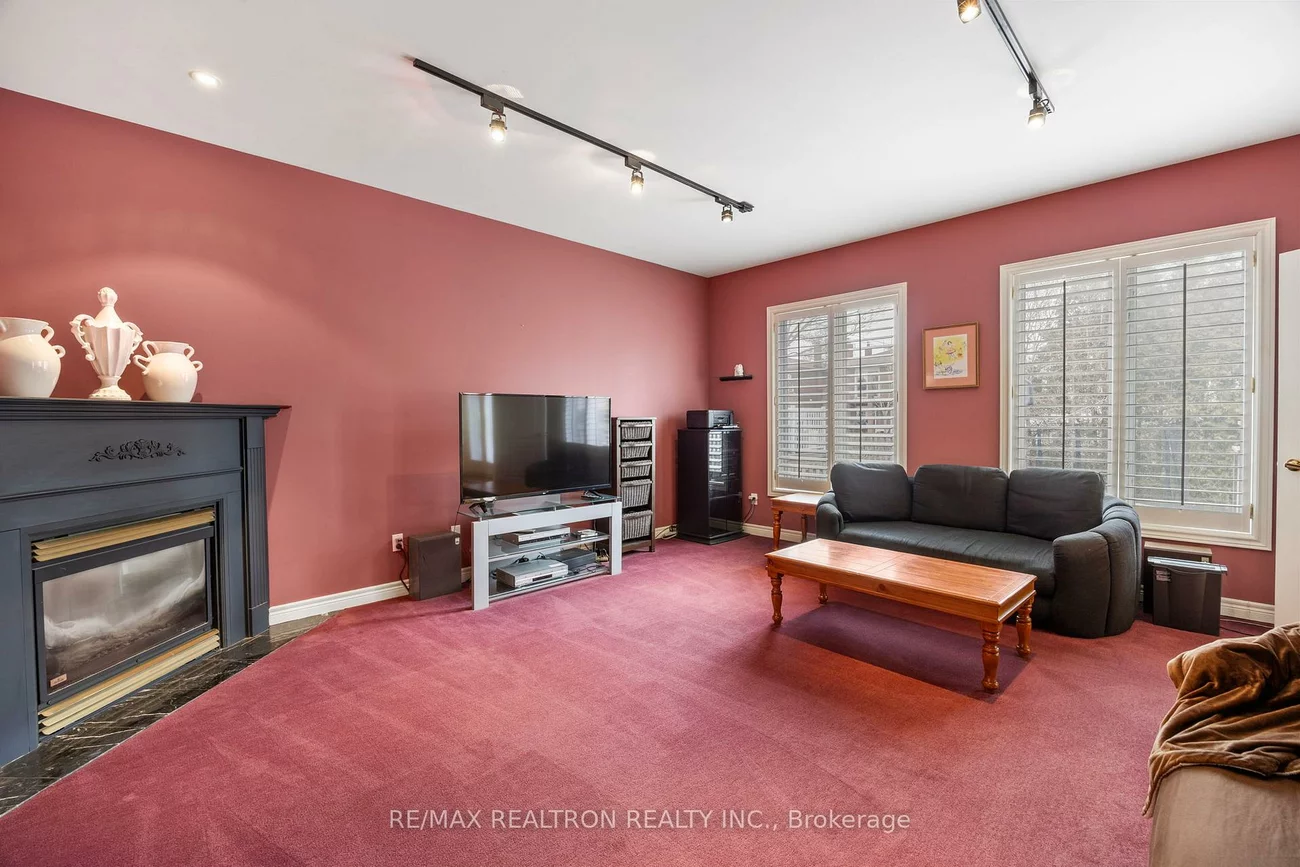 110, Glen Park, Englemount-Lawrence, Toronto