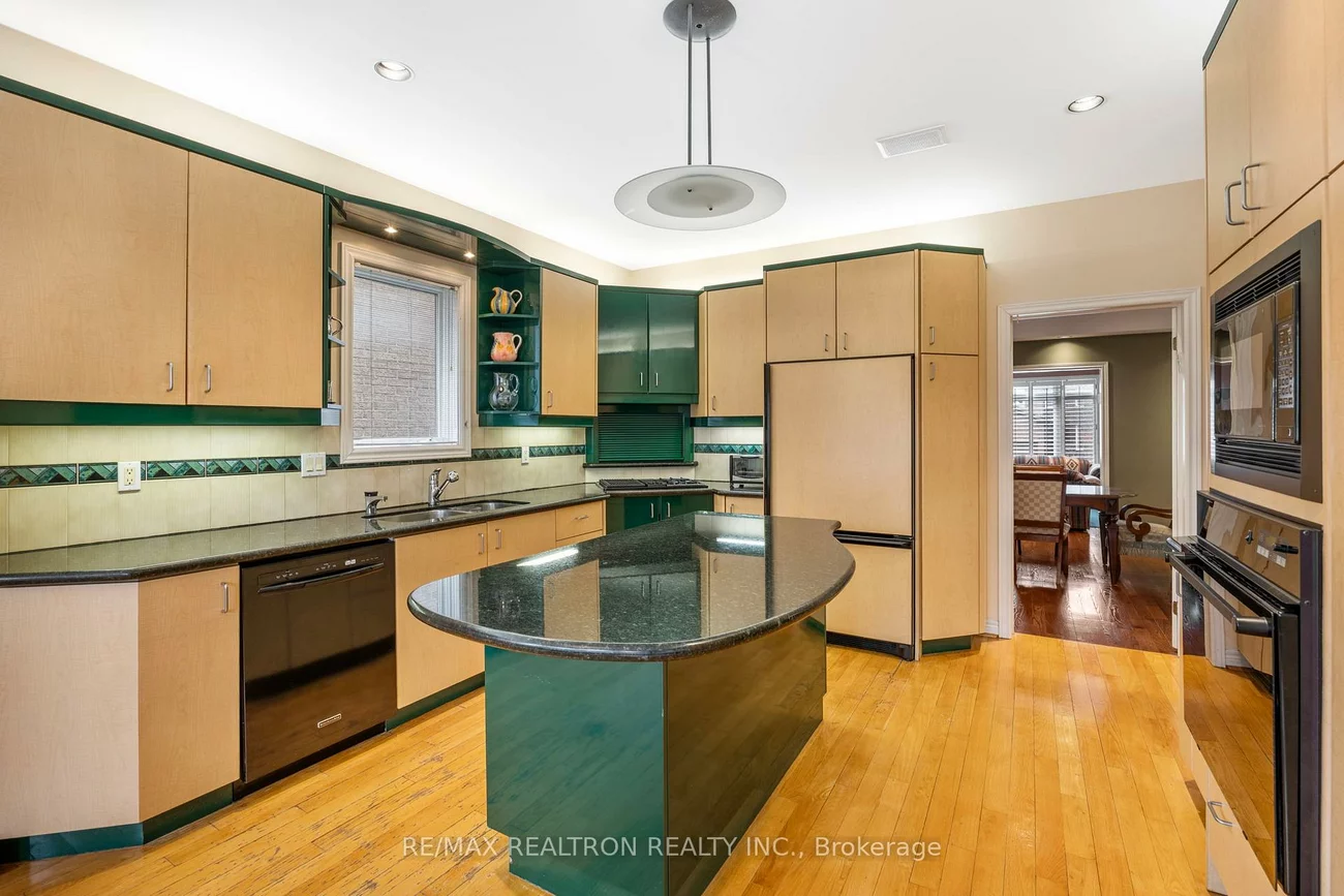 110, Glen Park, Englemount-Lawrence, Toronto