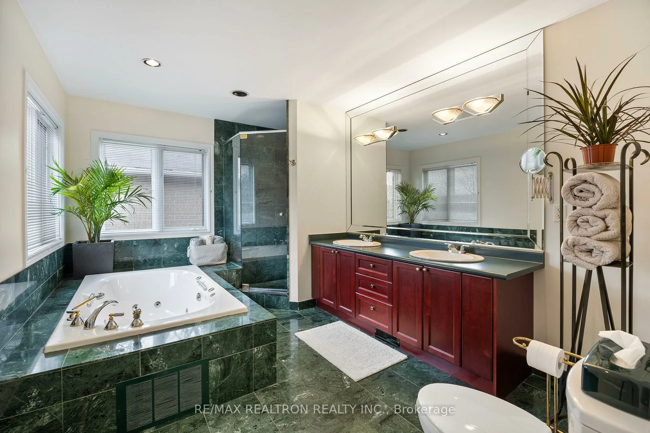 110, Glen Park, Englemount-Lawrence, Toronto