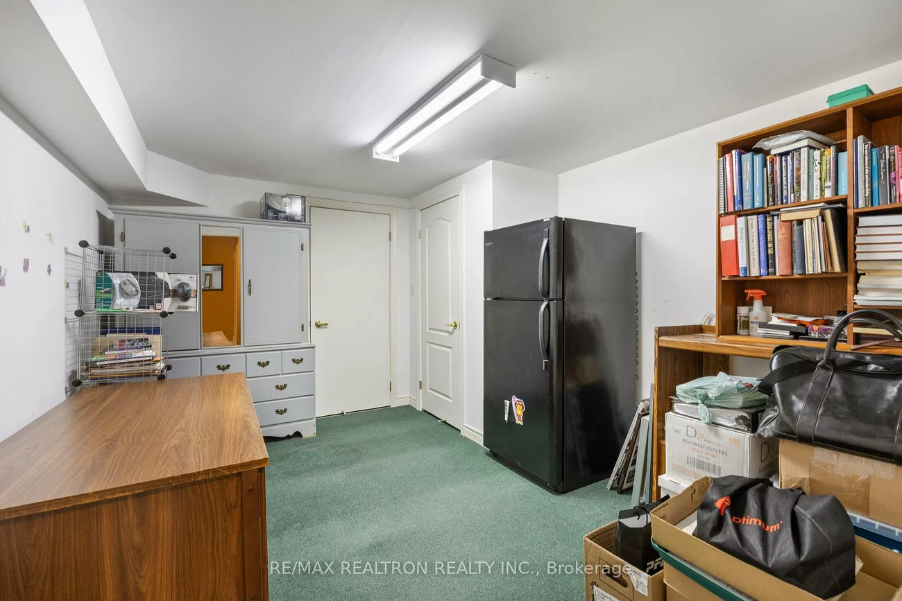 110, Glen Park, Englemount-Lawrence, Toronto