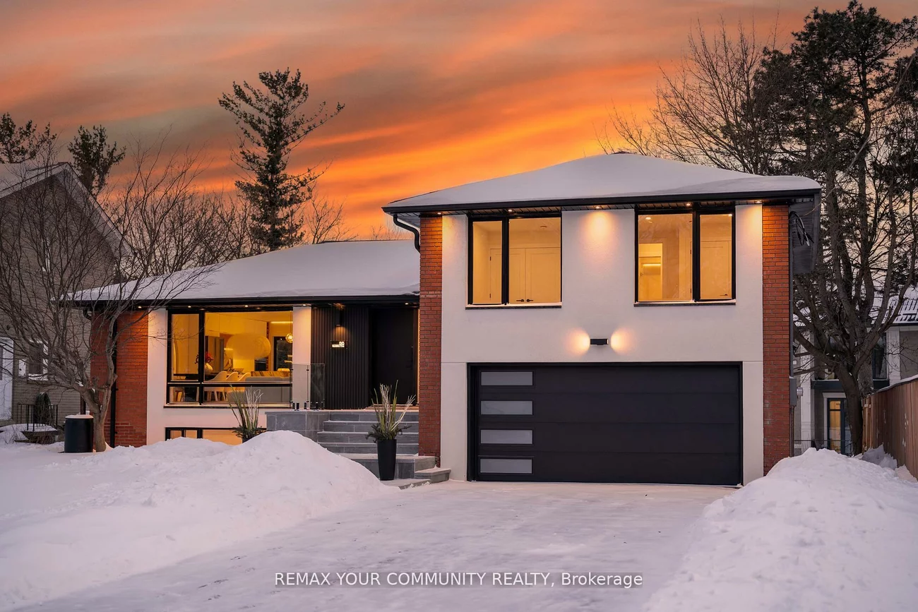 35, Geraldton, Bayview Village, Toronto