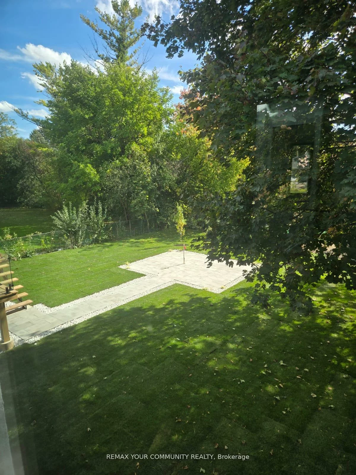 35, Geraldton, Bayview Village, Toronto