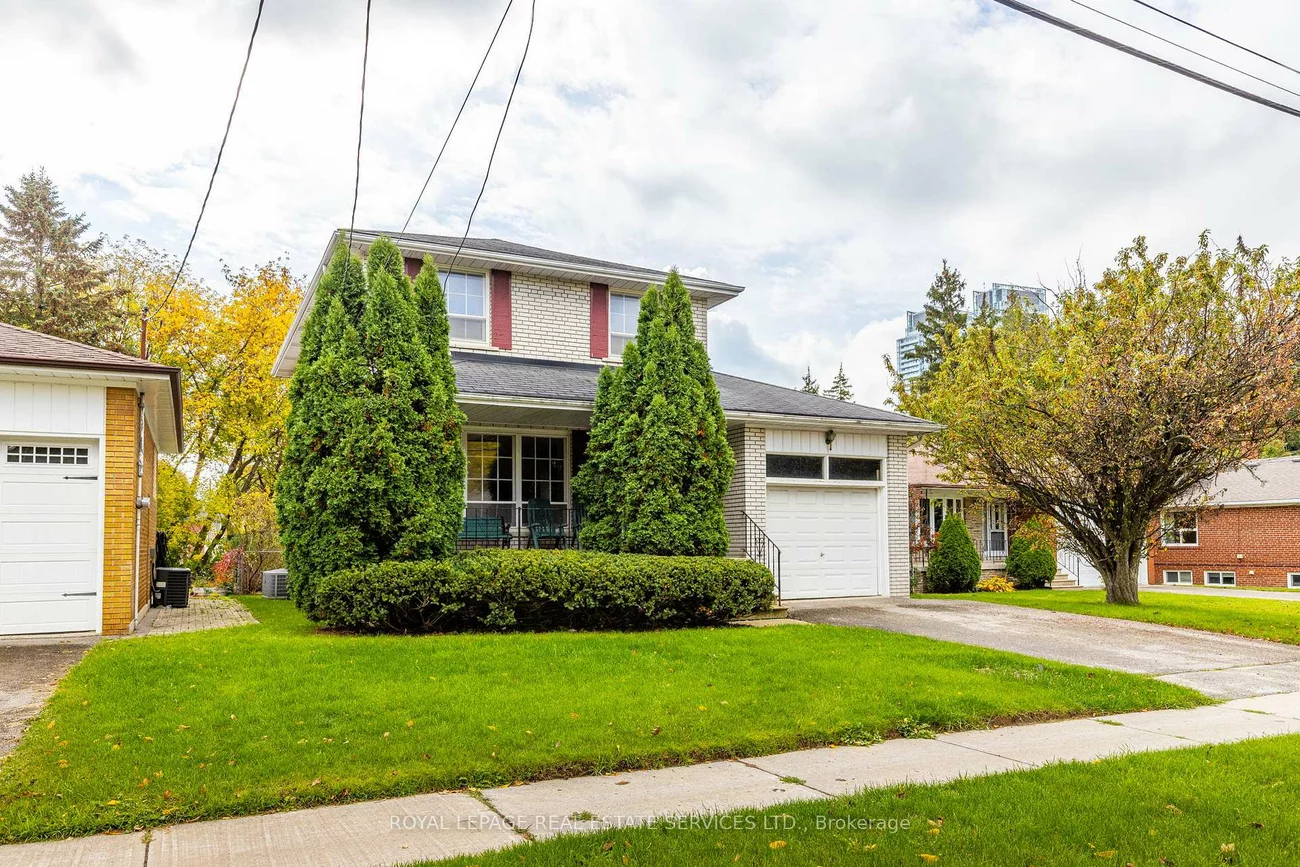 29, Doverwood, Newtonbrook East, Toronto