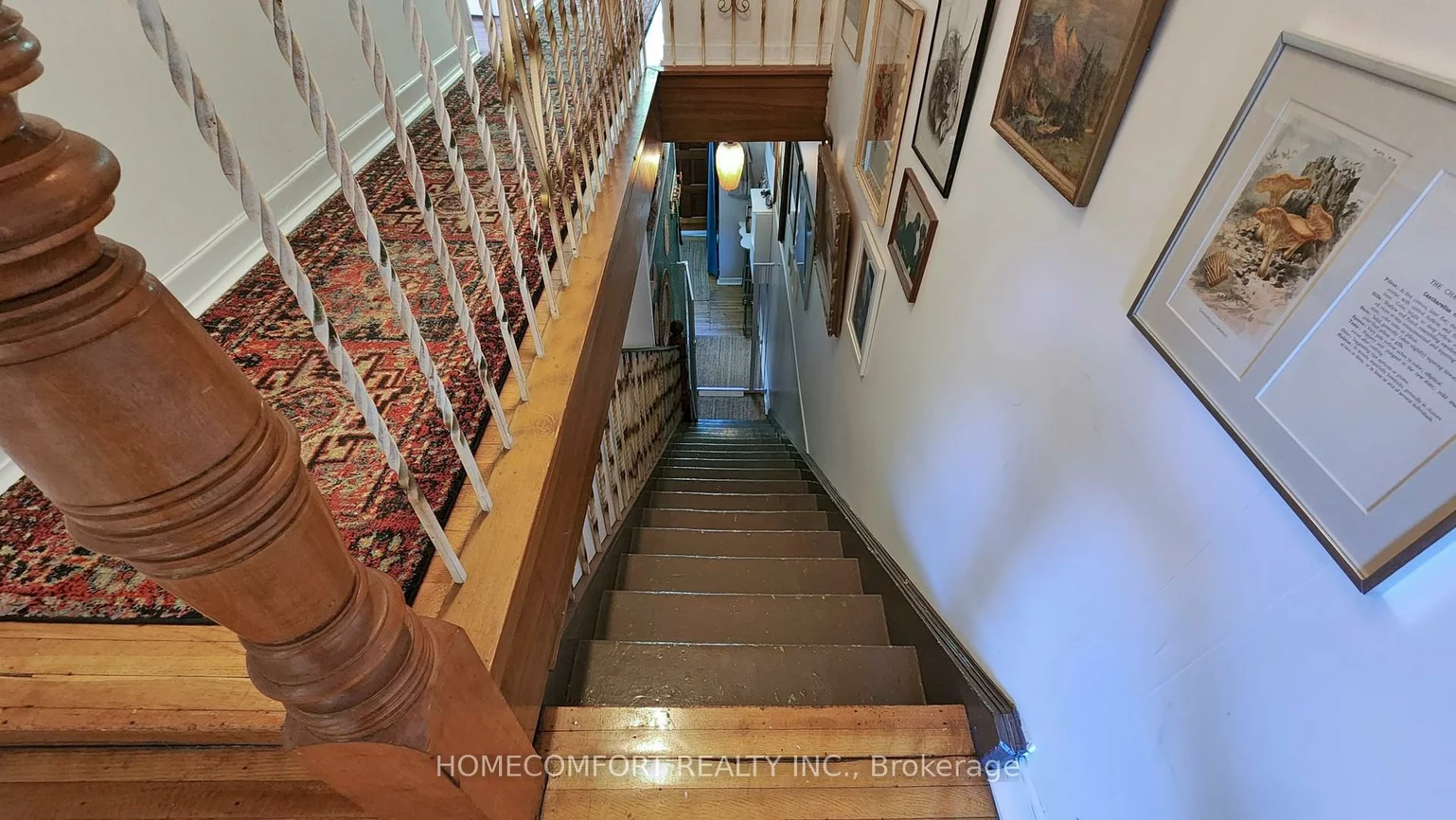 230, Robert, University, Toronto