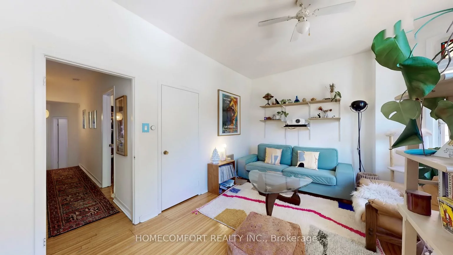 230, Robert, University, Toronto