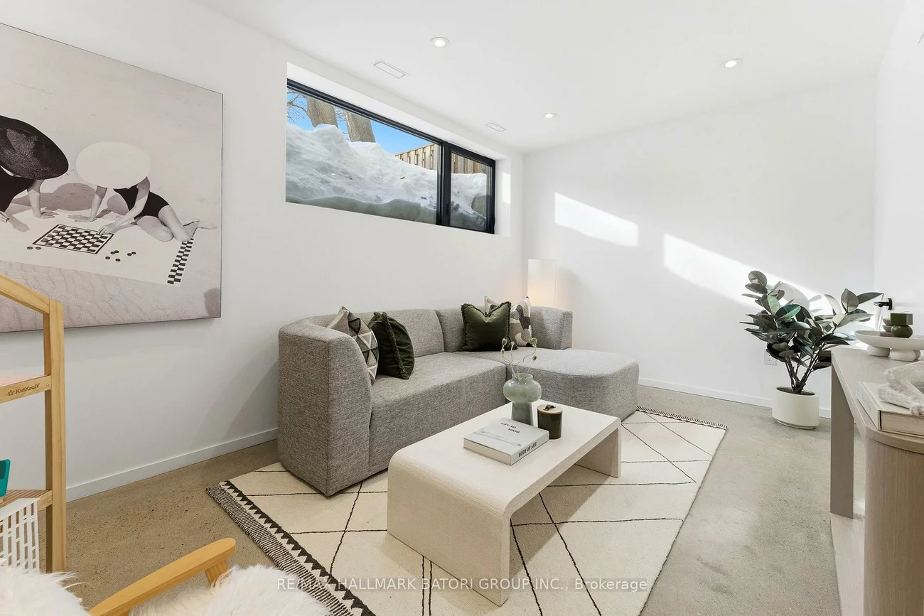 532, Duplex, Yonge-Eglinton, Toronto