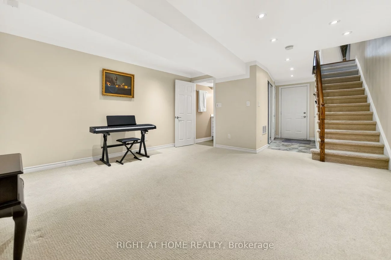 254, David Dunlap, Banbury-Don Mills, Toronto