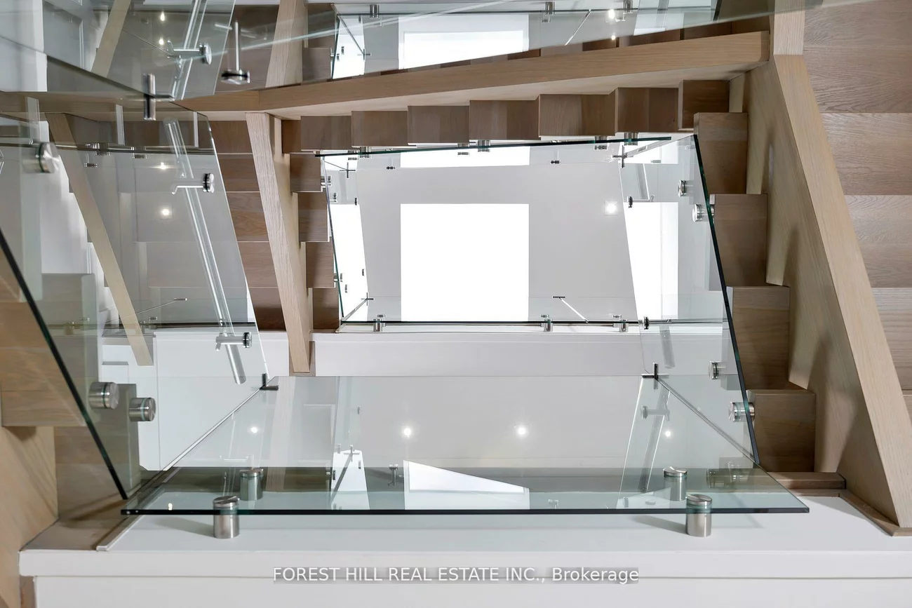 239, Cortleigh, Lawrence Park South, Toronto