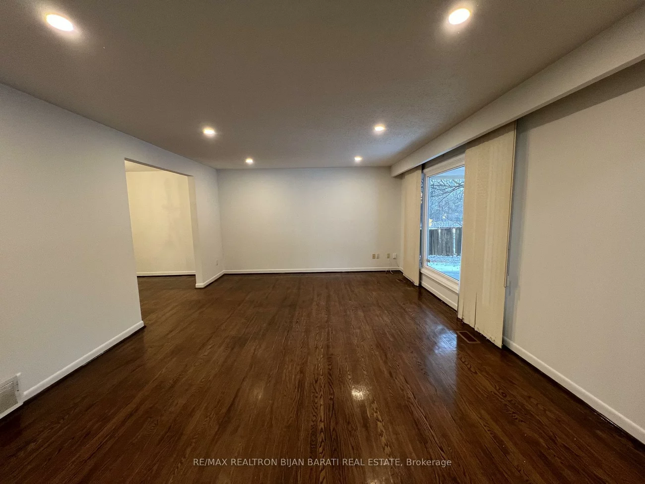 298, Newton, Newtonbrook East, Toronto