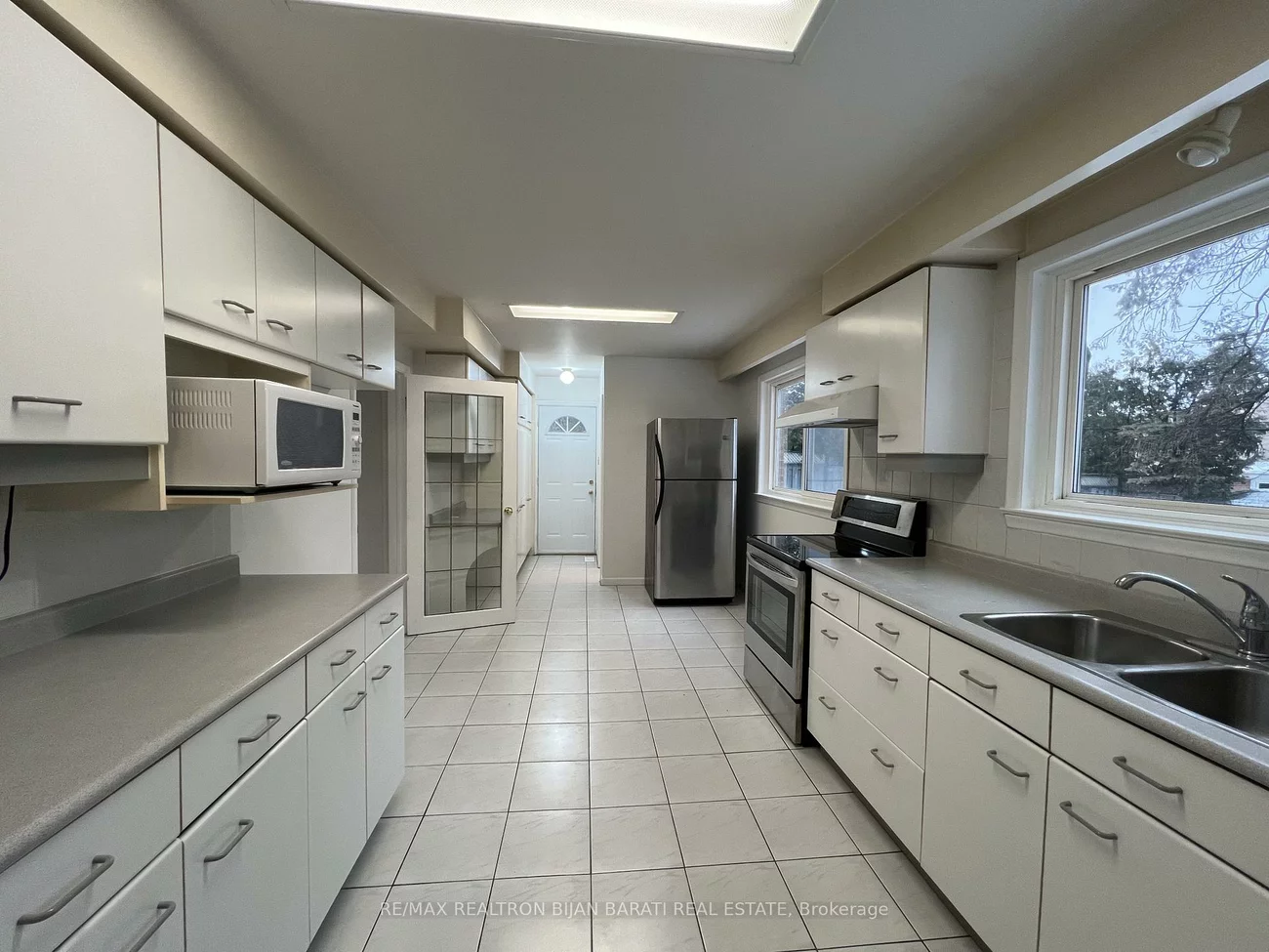 298, Newton, Newtonbrook East, Toronto