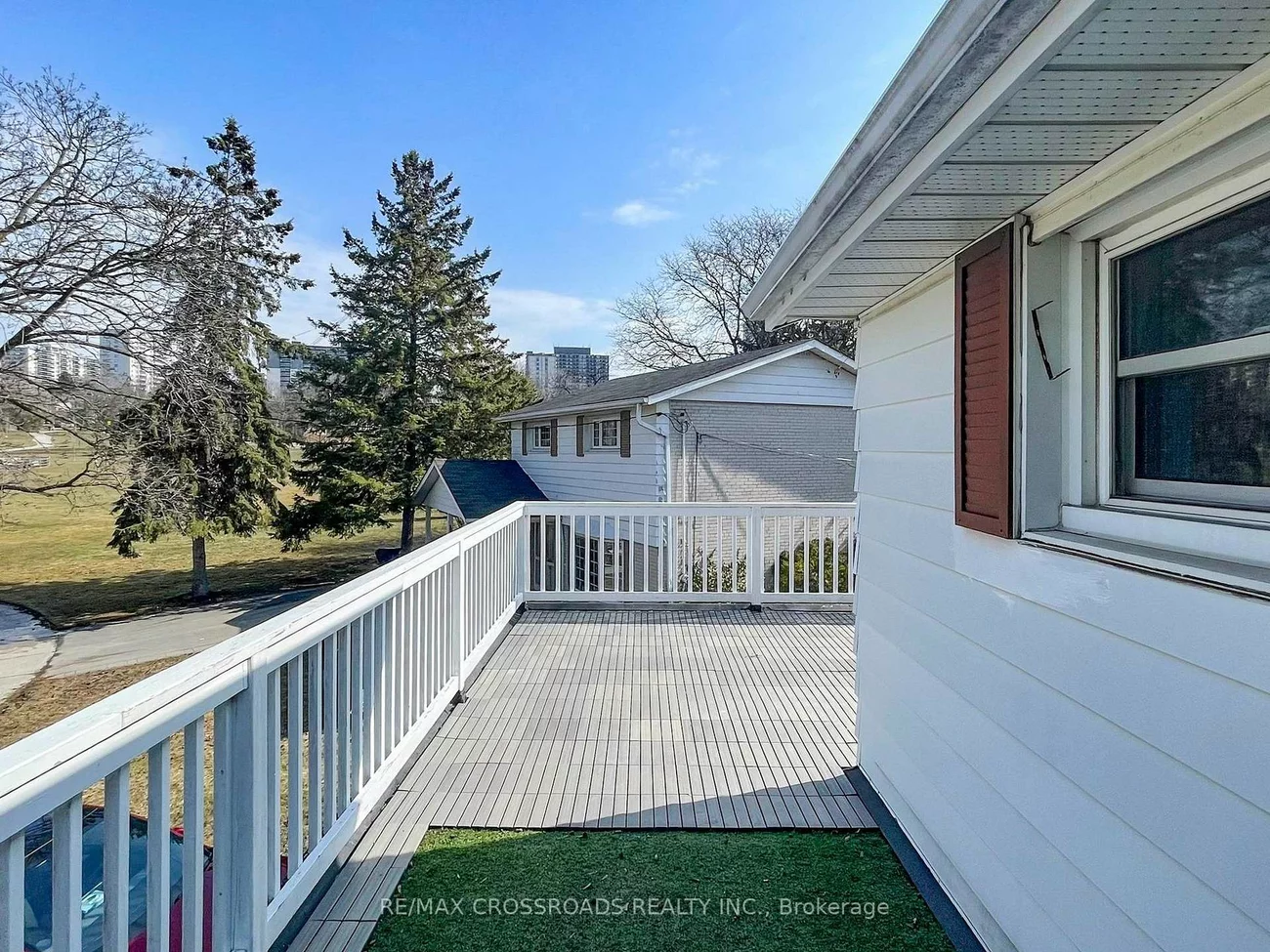 17, Ferbane, Don Valley Village, Toronto