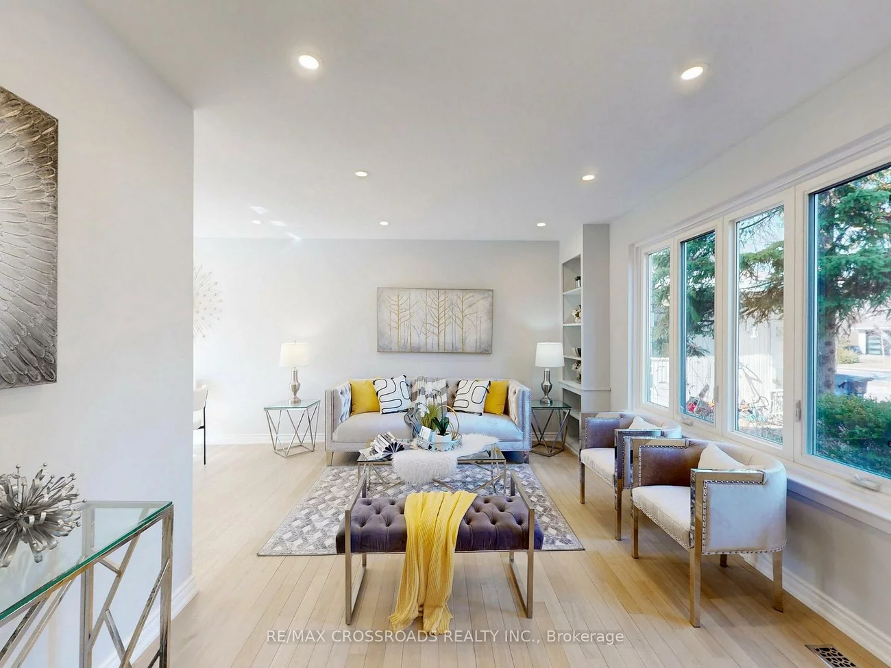 17, Ferbane, Don Valley Village, Toronto