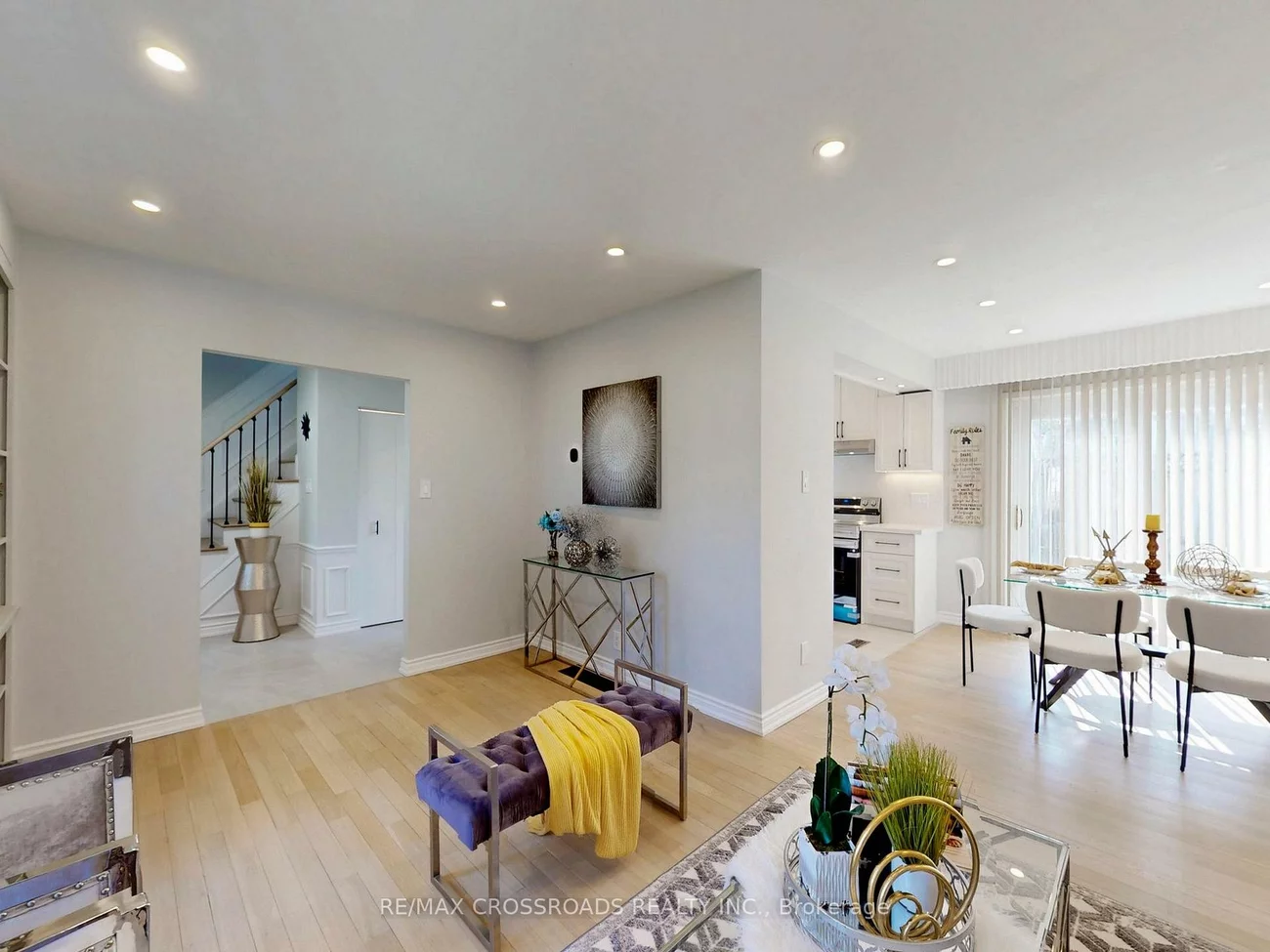 17, Ferbane, Don Valley Village, Toronto
