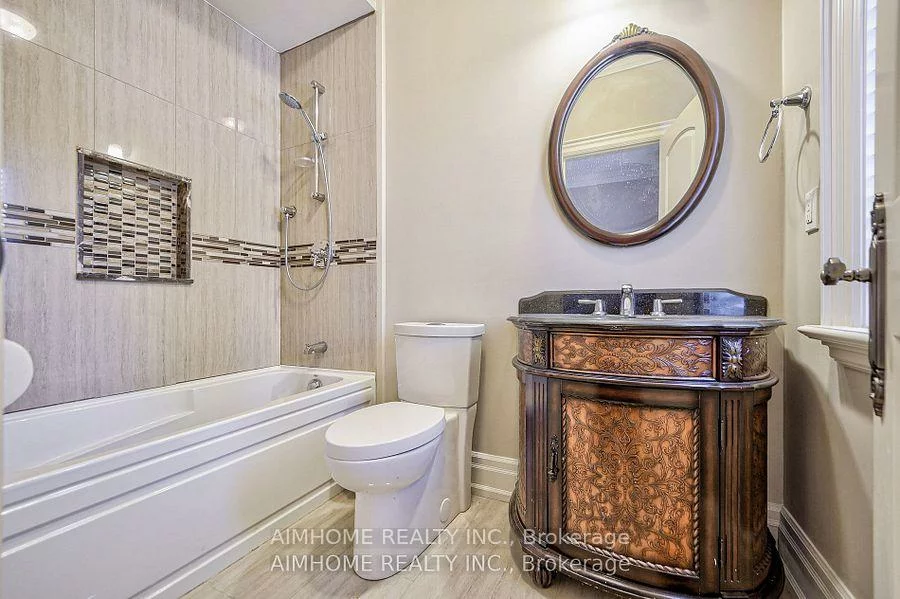 38, Pheasant, Newtonbrook East, Toronto