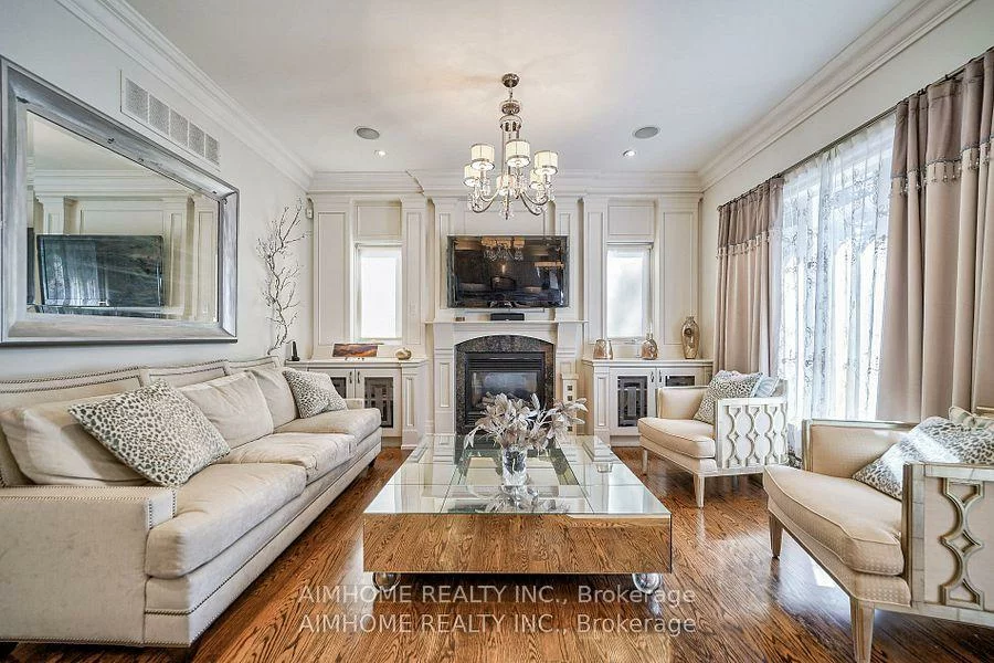 38, Pheasant, Newtonbrook East, Toronto