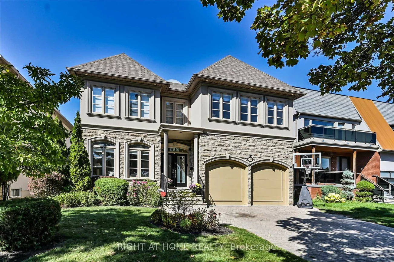 154, Charlton, Newtonbrook West, Toronto