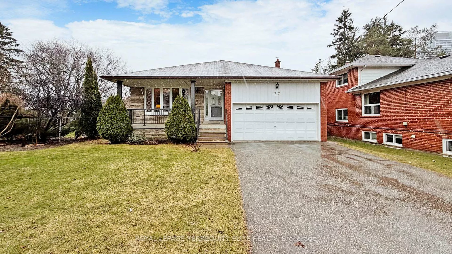 27, Doverwood, Newtonbrook East, Toronto