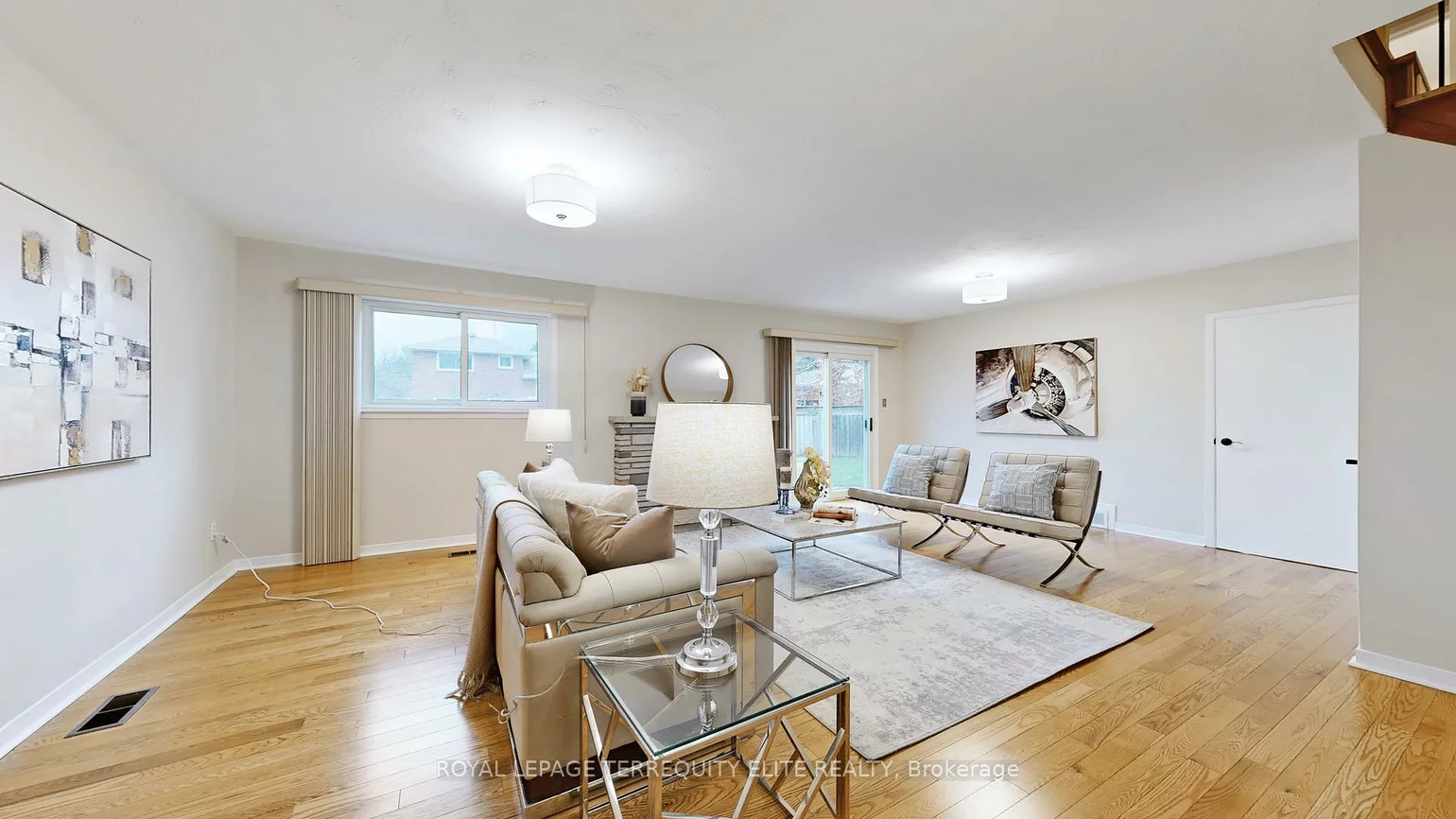 27, Doverwood, Newtonbrook East, Toronto