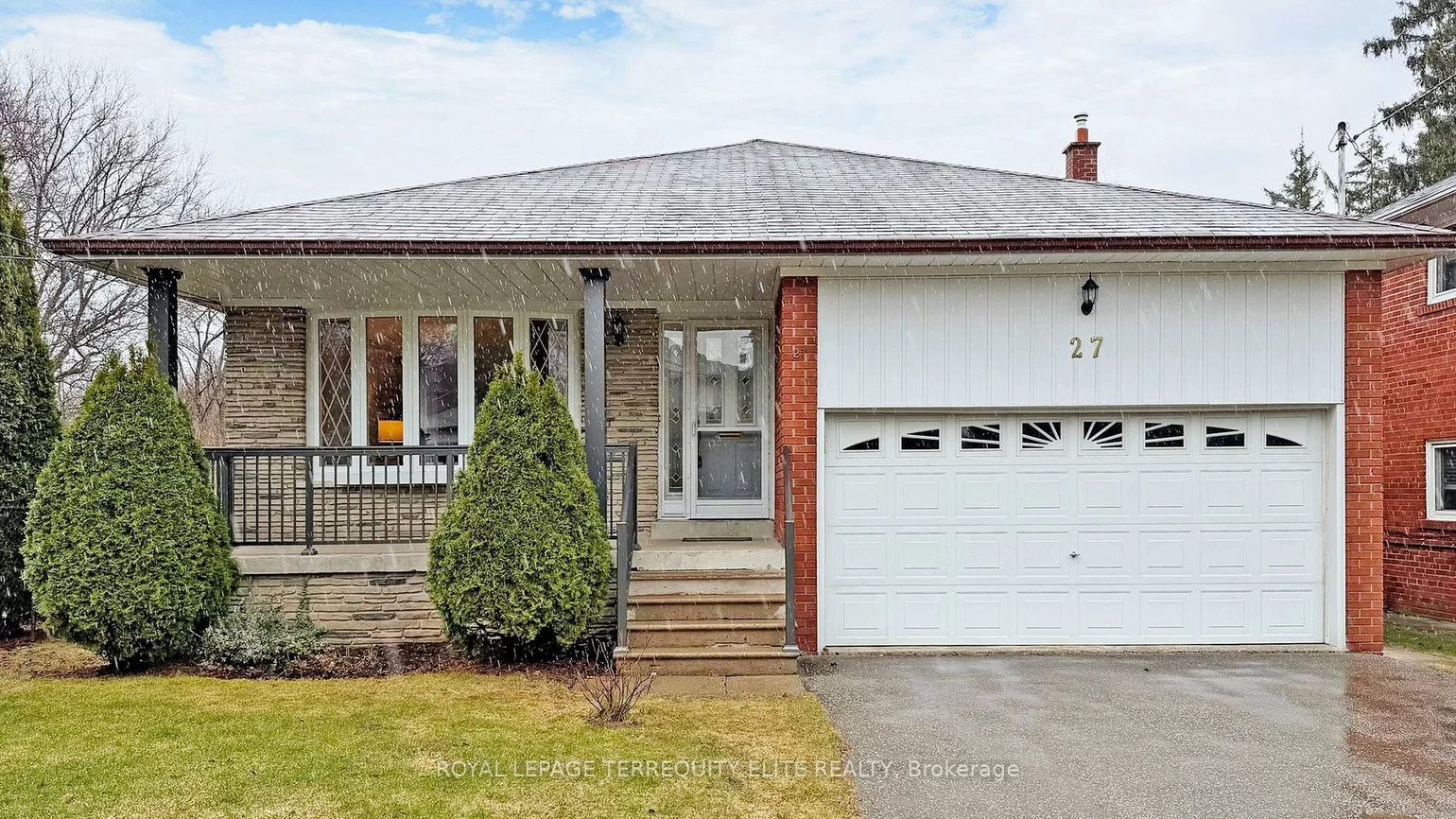27, Doverwood, Newtonbrook East, Toronto