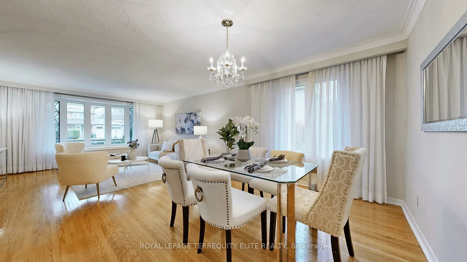 27, Doverwood, Newtonbrook East, Toronto