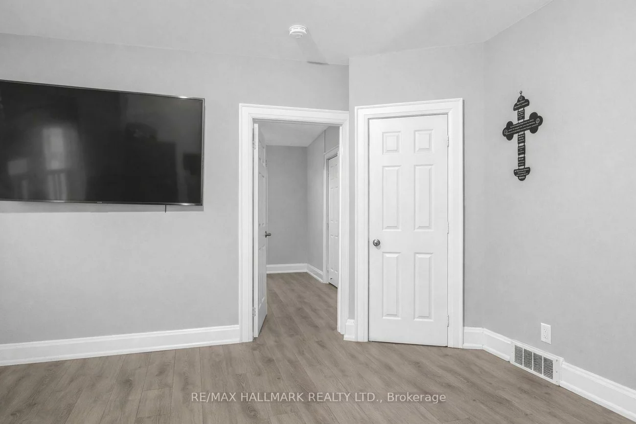 276, Grace, Palmerston-Little Italy, Toronto