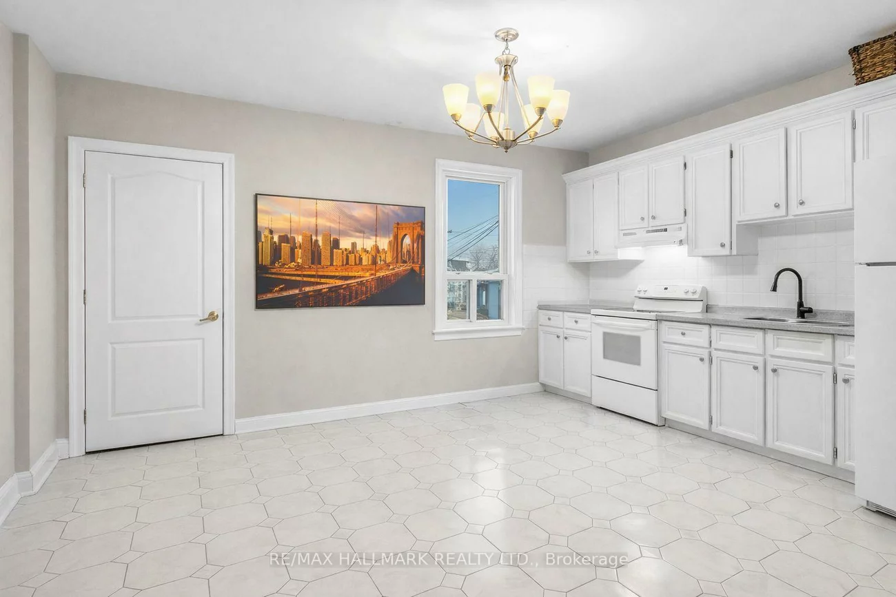 276, Grace, Palmerston-Little Italy, Toronto