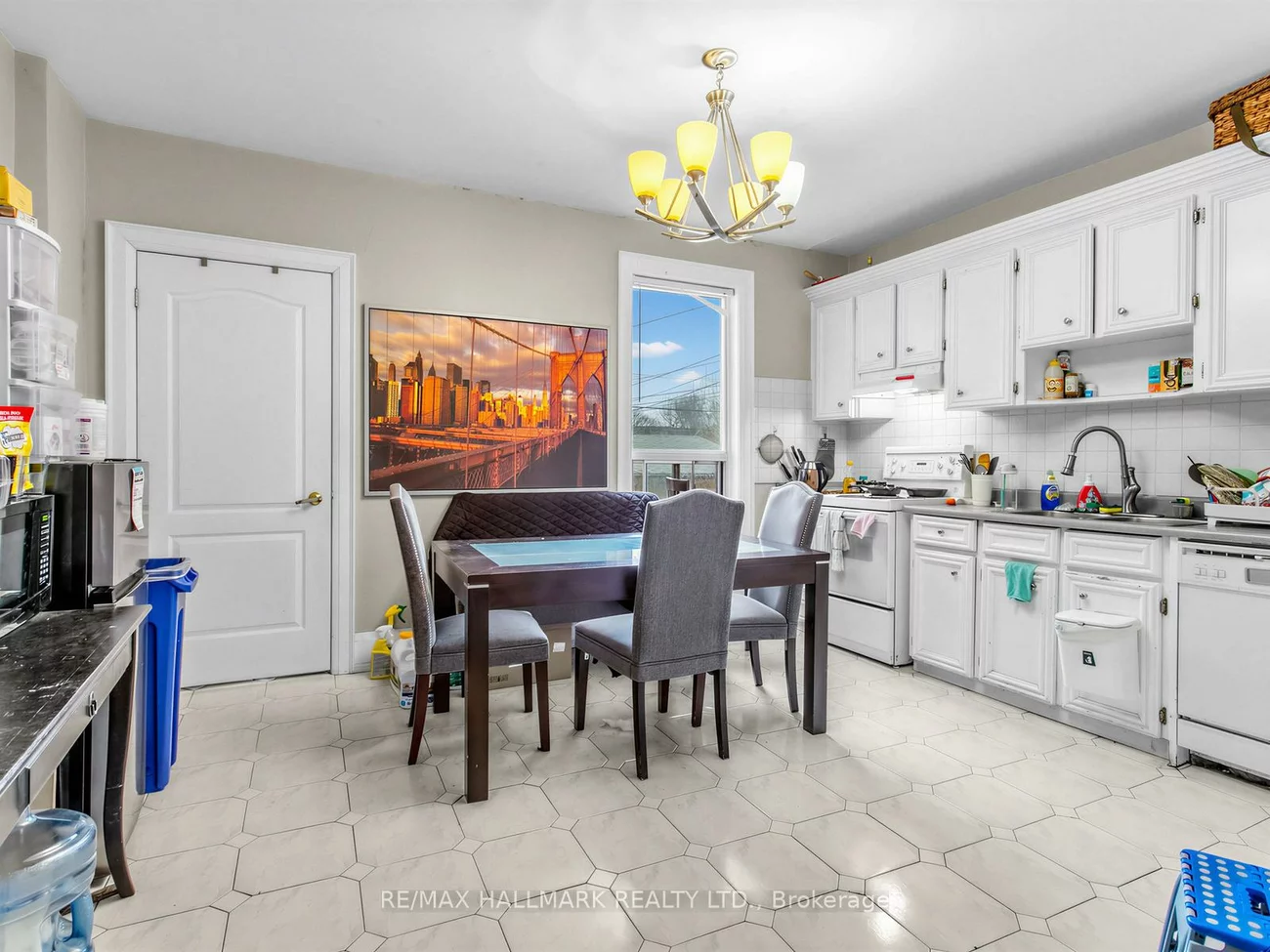 276, Grace, Palmerston-Little Italy, Toronto