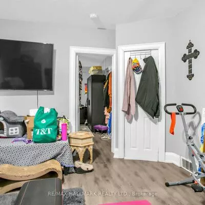 276, Grace, Palmerston-Little Italy, Toronto