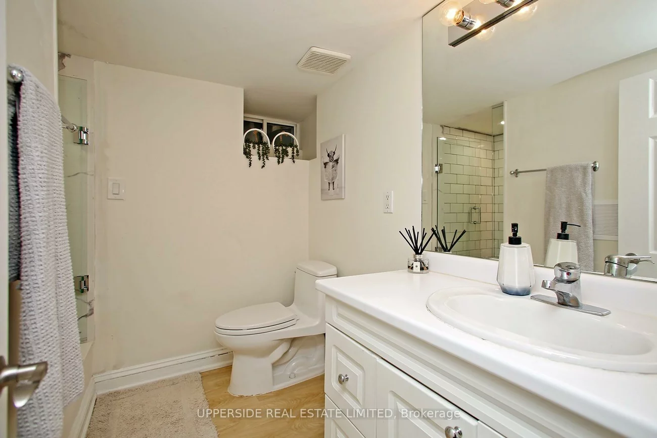 153, Collier, Rosedale-Moore Park, Toronto