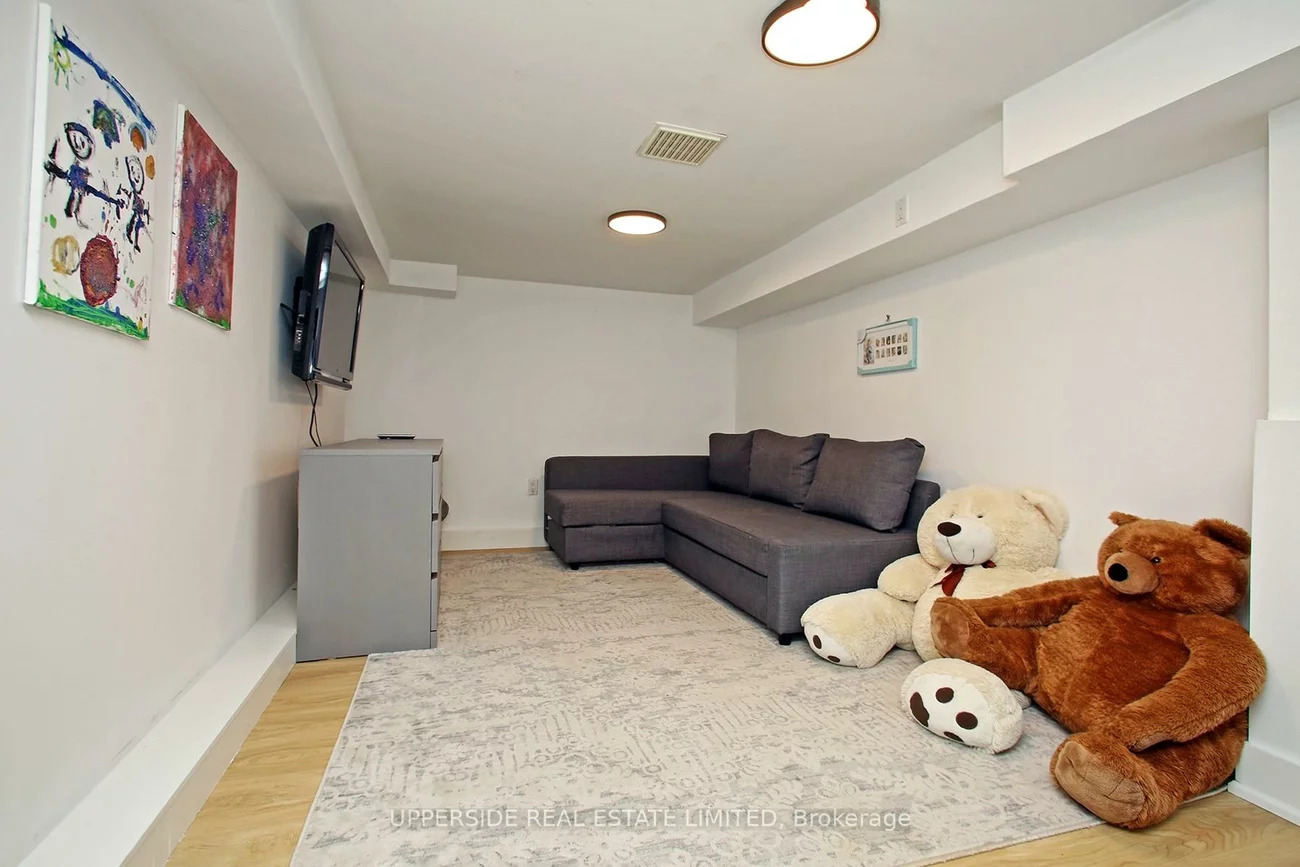 153, Collier, Rosedale-Moore Park, Toronto