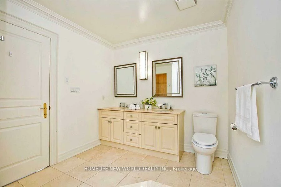 7, Roslin, Lawrence Park North, Toronto