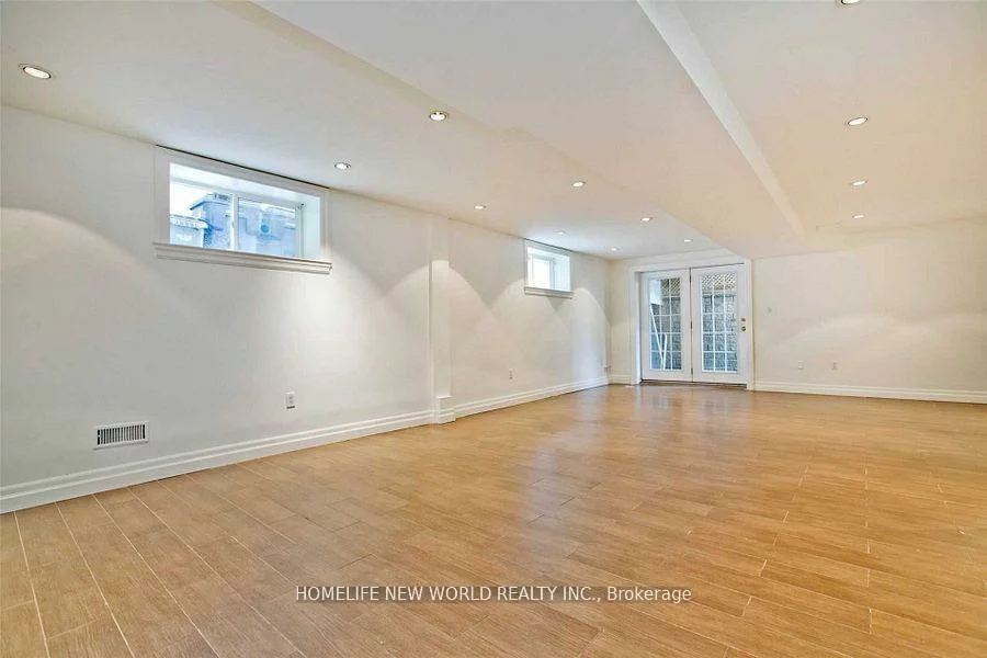 7, Roslin, Lawrence Park North, Toronto