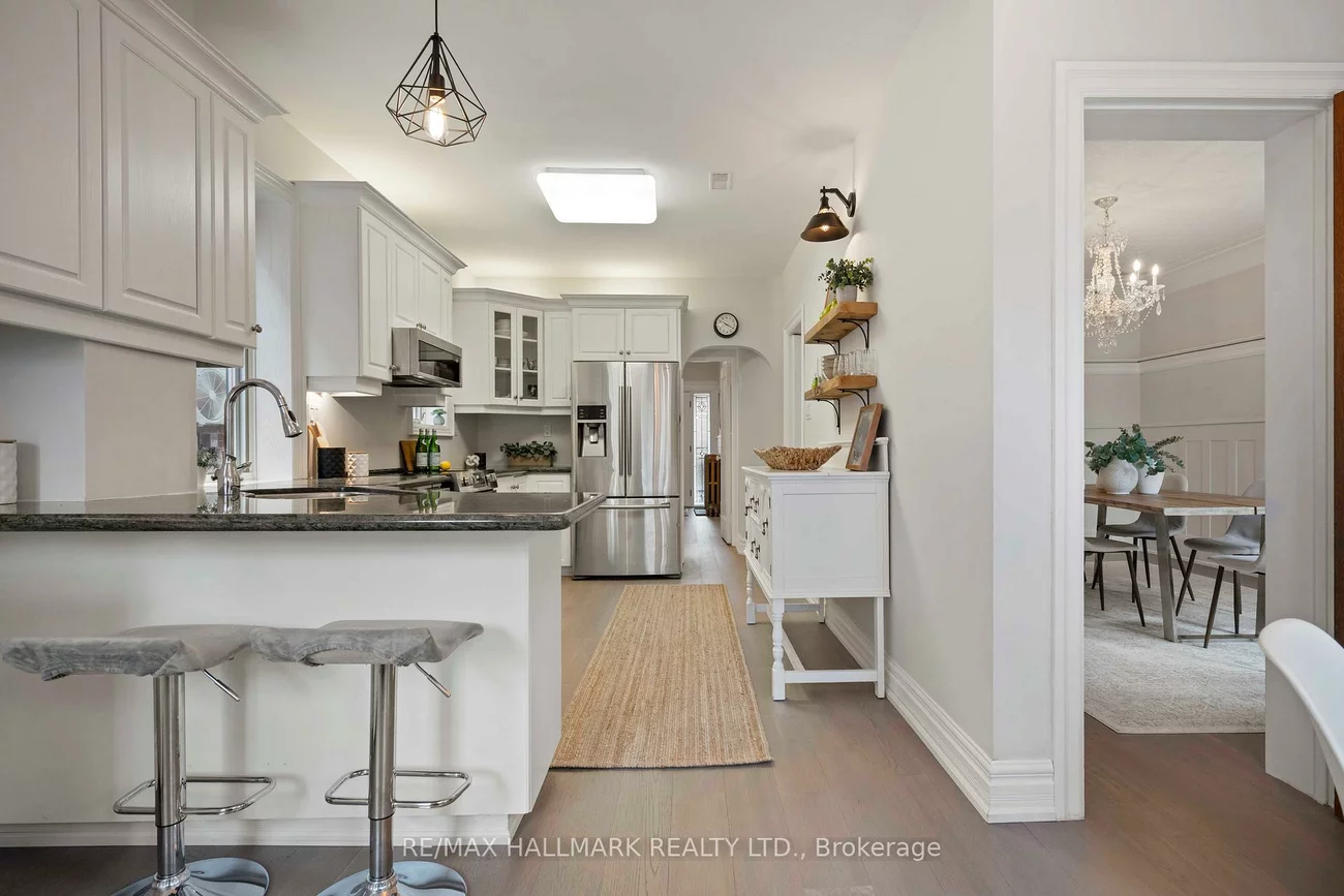 24, Glencairn, Lawrence Park South, Toronto