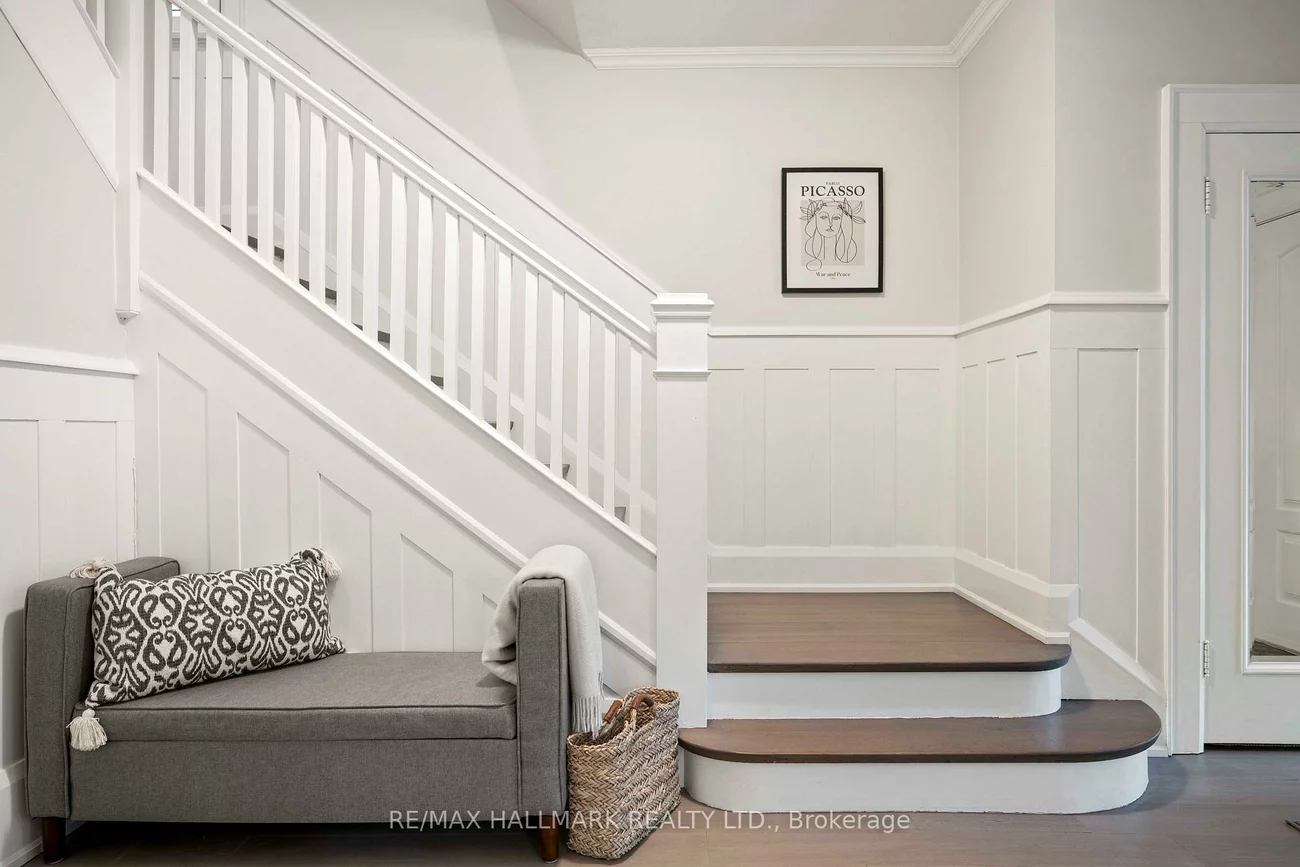 24, Glencairn, Lawrence Park South, Toronto