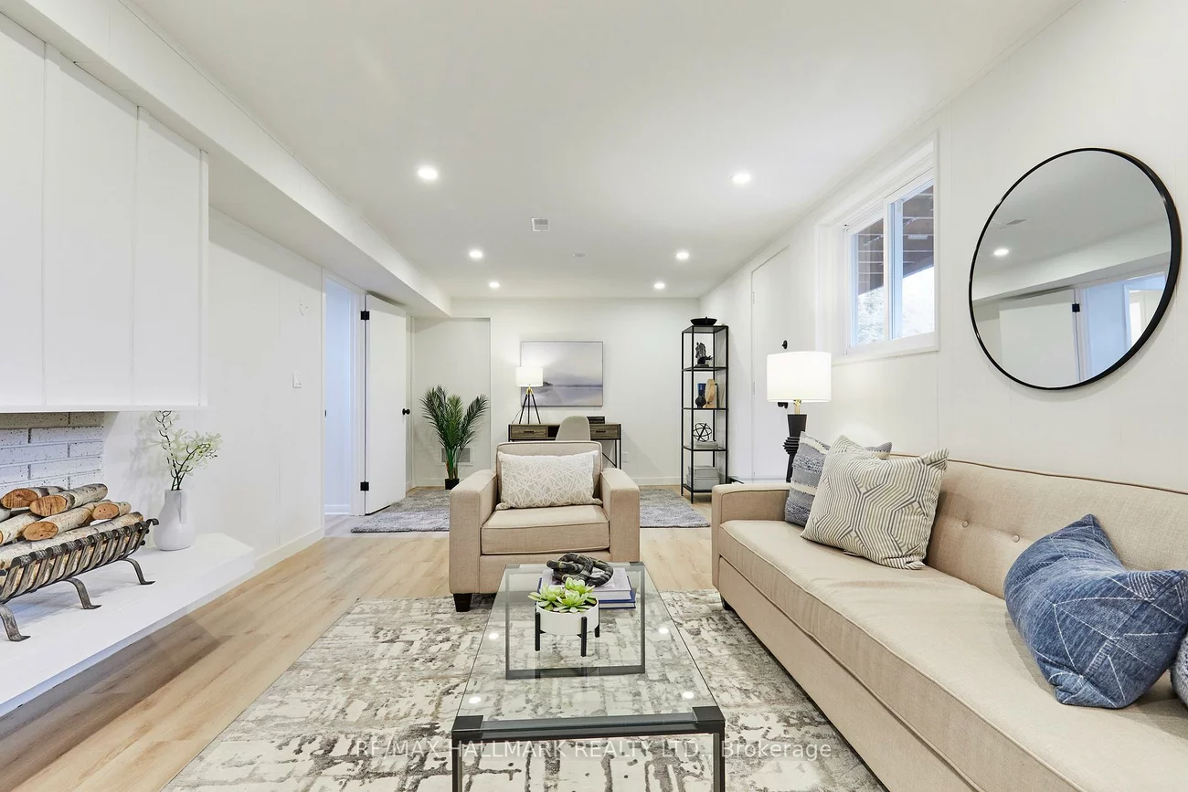 194, Sloane, Victoria Village, Toronto