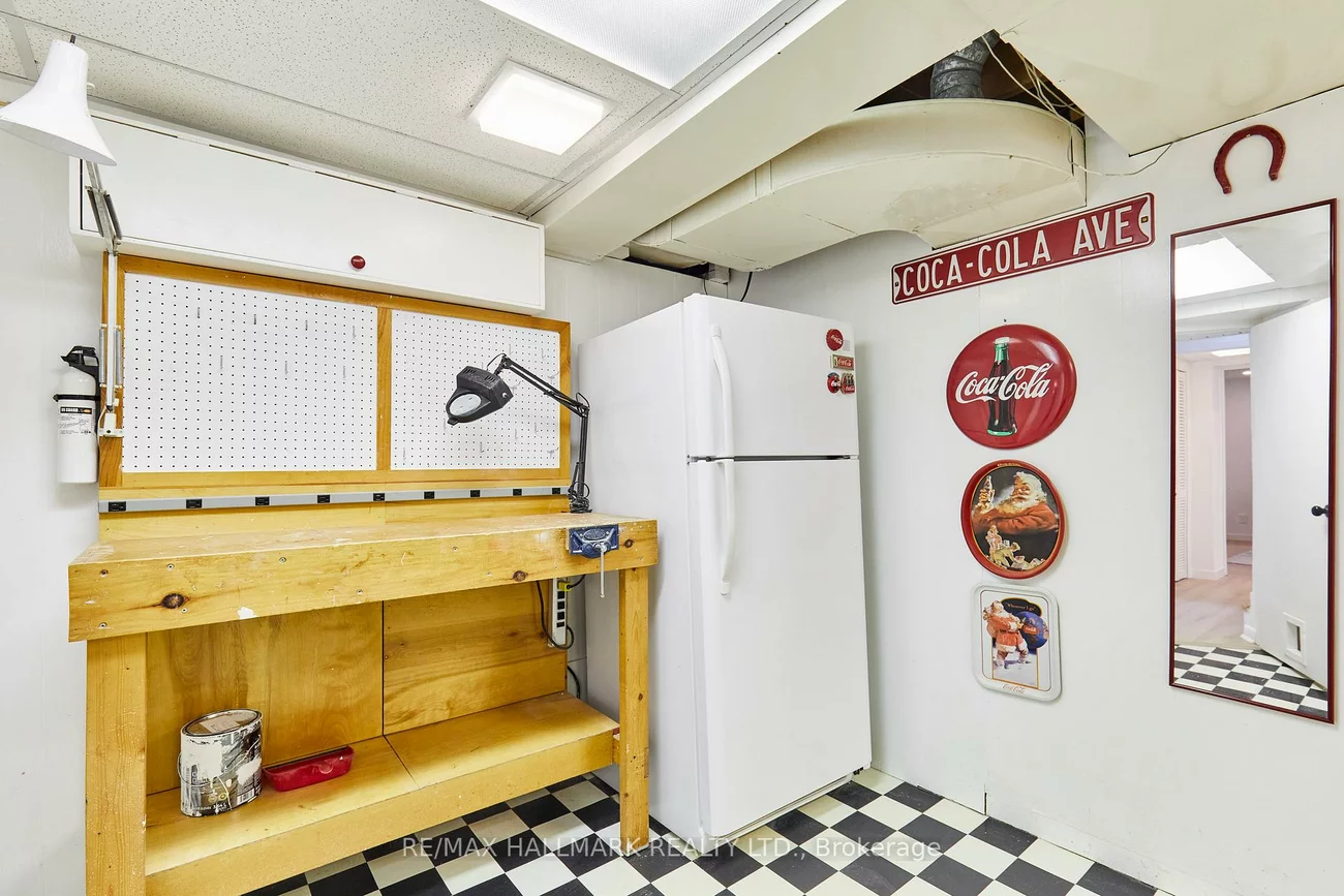 194, Sloane, Victoria Village, Toronto