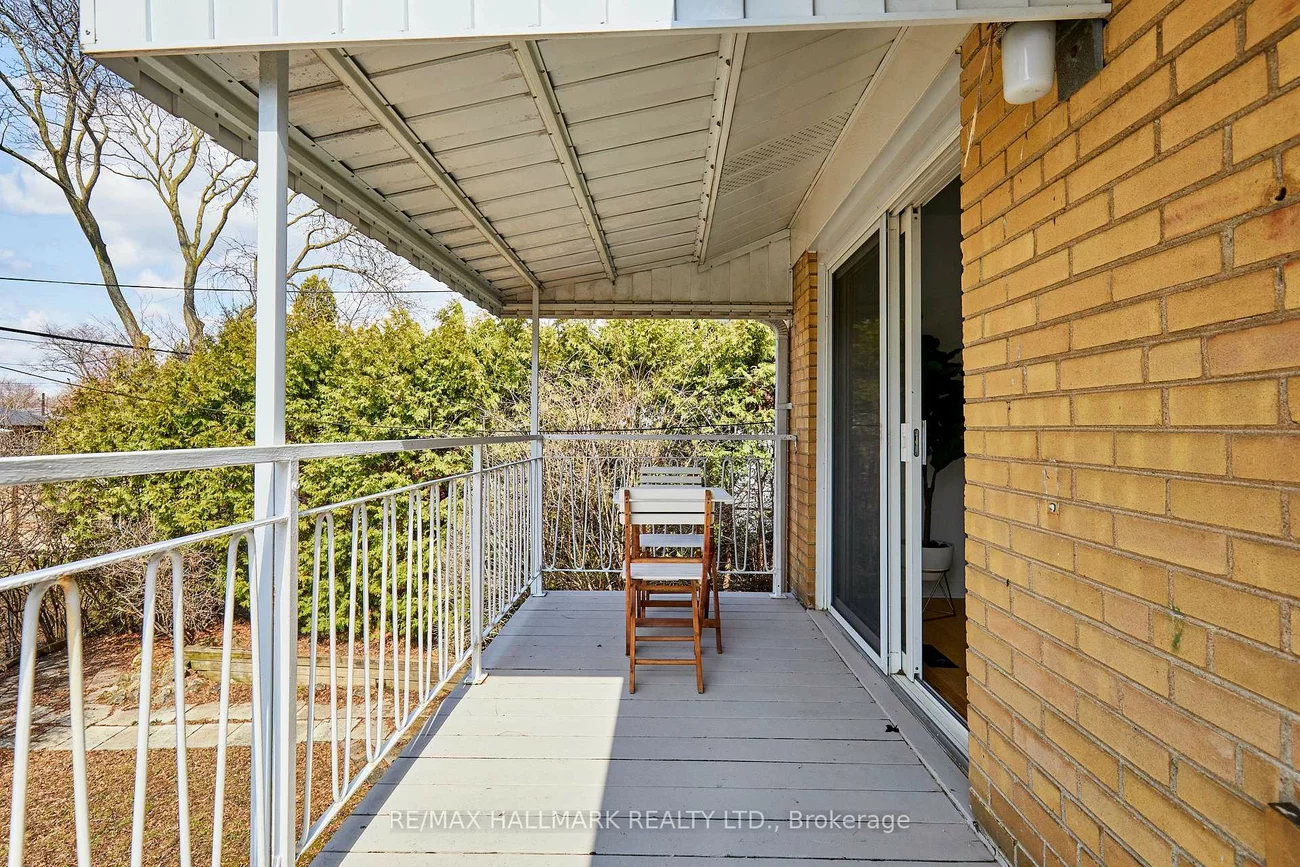 194, Sloane, Victoria Village, Toronto