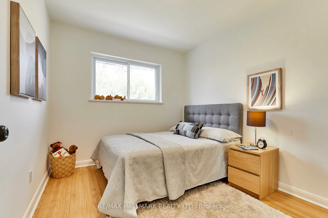 194, Sloane, Victoria Village, Toronto