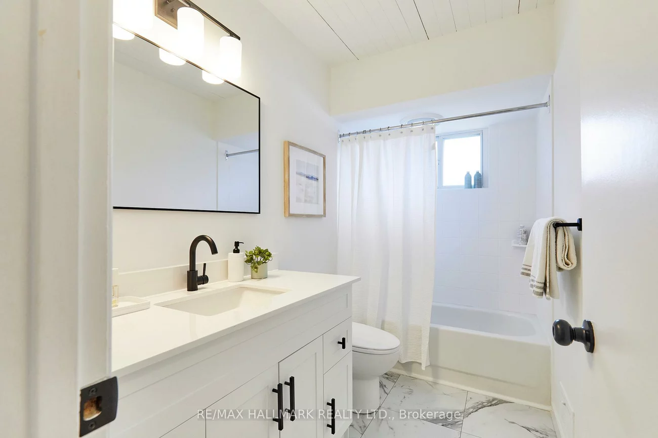 194, Sloane, Victoria Village, Toronto