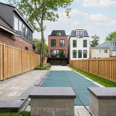 350B, Walmer, Casa Loma, Toronto